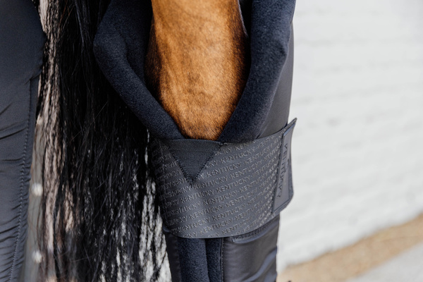 Ochraniacze stajenno-transportowe z osłoną stawu skokowego Kentucky Horsewear Stable Boots PROtect Long Hind with Hook Protection