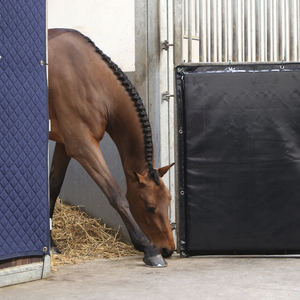 Mata amortyzująca uderzenia do boksu i przyczepy Kentucky Horsewear Kick Pad