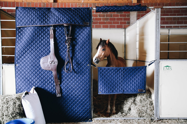 Kurtyna na boks Kentucky Horsewear Stable Curtain
