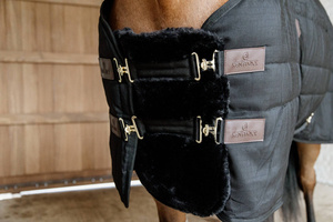 Wstawka rozszerzająca do derki Kentucky Horsewear Chest Expander Vegan Sheepskin