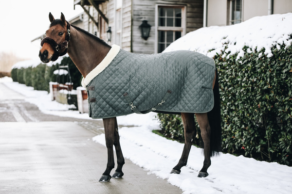 Kantar obszyty w całości syntetycznym futrem Kentucky Horsewear Sheepskin Shipping