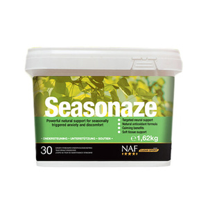 Suplement wspierający dobrostan i redukcję sezonowego stresu u koni NAF Seasonaze