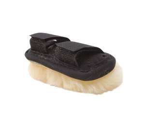 Podkładka pod nachrapnik z owczej wełny Kavalkade 10 cm