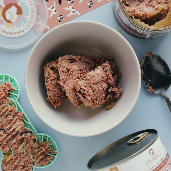 Karma mokra Perro JUNIOR - Wieprzowina i marchewka