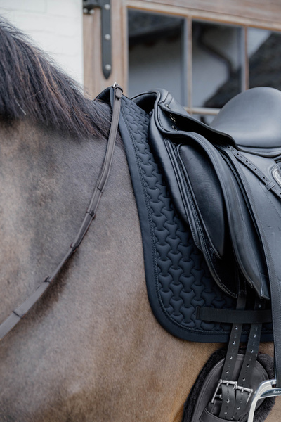 Czaprak ujeżdżeniowy Kentucky Horsewear Plaited 3D Logo