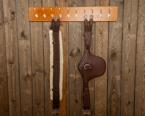 Wieszak na popręgi i odzież jeździecką Grooming Deluxe Girth & Jacket Rack