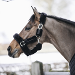 Kantar obszyty w całości syntetycznym futrem Kentucky Horsewear Sheepskin Shipping