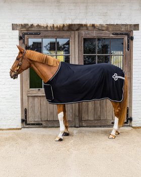 Derka dekoracyjna Kentucky Horsewear Prize Giving Cooler Fleece Rug