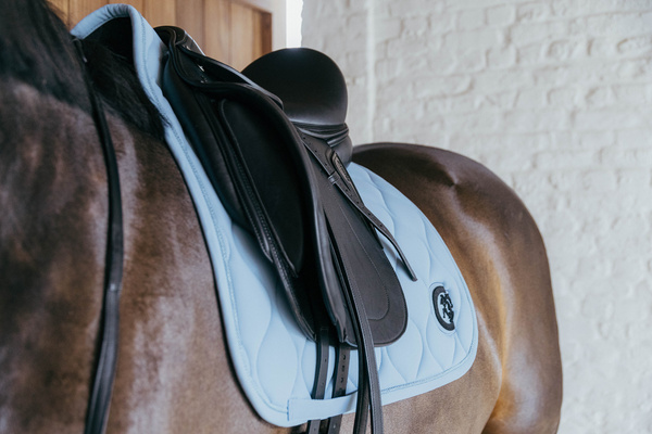 Czaprak ujeżdżeniowy Kentucky Horsewear Wave