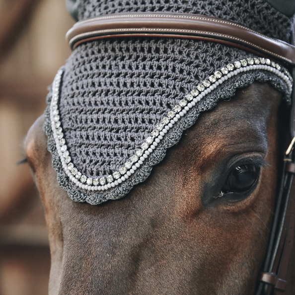 Nauszniki klasyczne Kentucky Horsewear Stone&Pearl Long