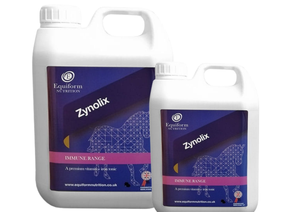 Suplement witaminowo-żelazowy wspierający odporność i wytrzymałość koni Equiform Zynolix 