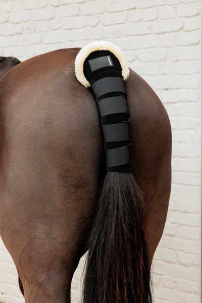 Ochraniacz na ogon do transportu Kentucky Horsewear Sheepskin