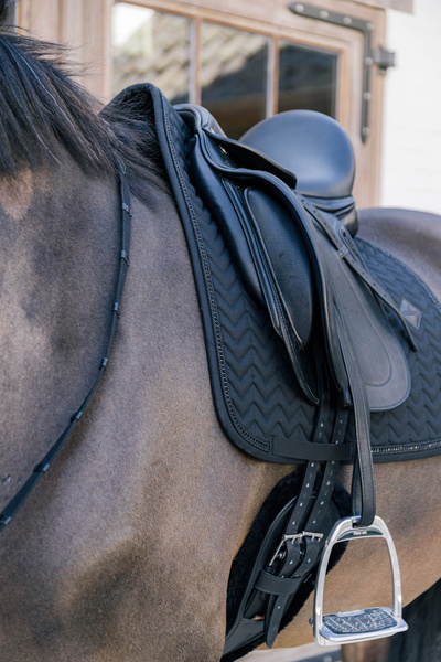Czaprak ujeżdżeniowy Kentucky Horsewear Metal Chain