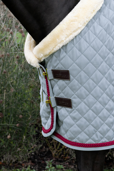 Derka stajenna Kentucky Horsewear Show Rug Braided Rope 160g
