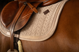 Czaprak wszechstronny Kentucky Horsewear Velvet Fishbone Plaited Glitter Rope