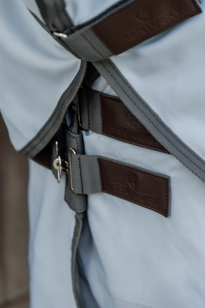 Derka siatkowa przeciw owadom z kapturem dla koni z egzemą Kentucky Horsewear Eczema Rug