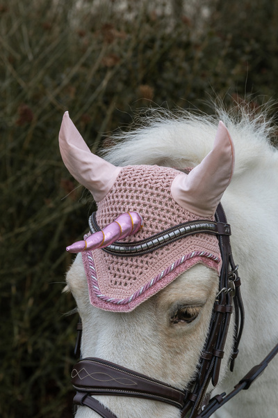 Nauszniki z różowym rogiem jednorożca Kentucky Horsewear Unicorn Glitter