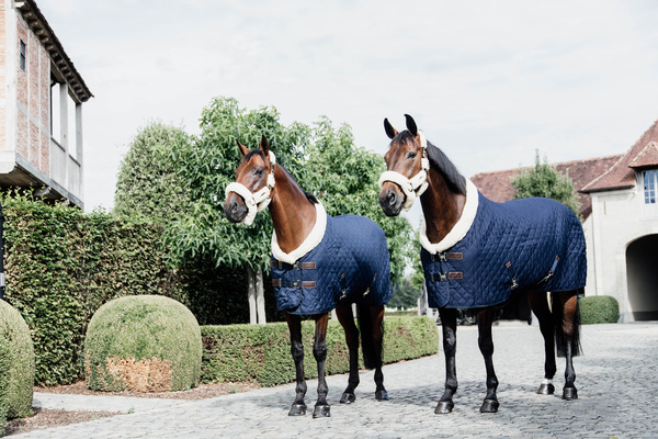Derka stajenna Kentucky Horsewear Show Rug Logo 160g