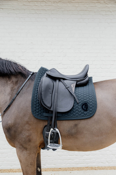 Czaprak ujeżdżeniowy Kentucky Horsewear Plaited 3D Logo