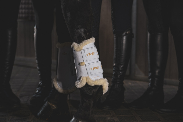 Ochraniacze treningowe Veredus TRB Save The Sheep - przody