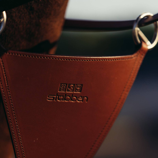 Napierśnik z wytokiem trójkątnym Stübben Pro Jump