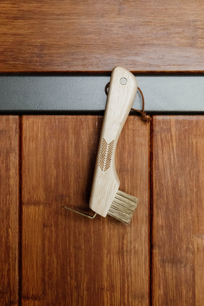 Kopystka ze szczotką Kentucky Horsewear Metal Bristle Magnet