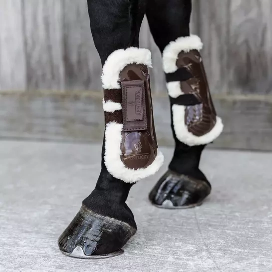 Ochraniacze przednie z futrem Kentucky Horsewear Bamboo Velcro