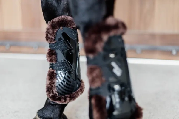 Ochraniacze przednie z futrem Kentucky Horsewear Bamboo Elastic