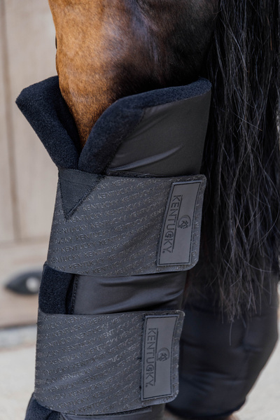 Ochraniacze stajenno-transportowe na tylne nogi Kentucky Horsewear Stable Boots PROtect Long Hind