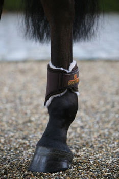 Ochraniacze tylne z futrem do codziennego użytku i na padok Kentucky Horsewear Turnout Boots Solimbra