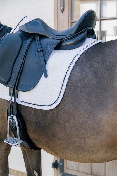 Czaprak ujeżdżeniowy Kentucky Horsewear Metal Chain