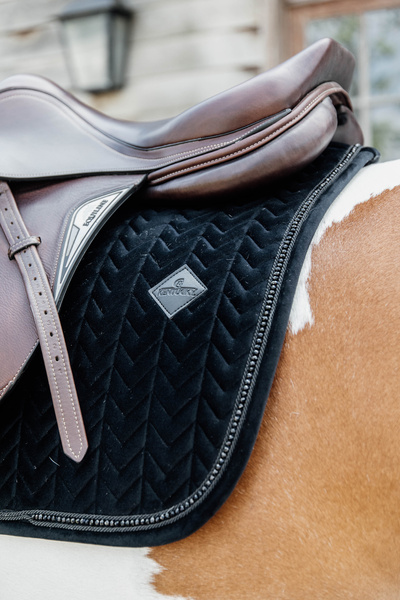 Czaprak skokowy Kentucky Horsewear Velvet Pearls