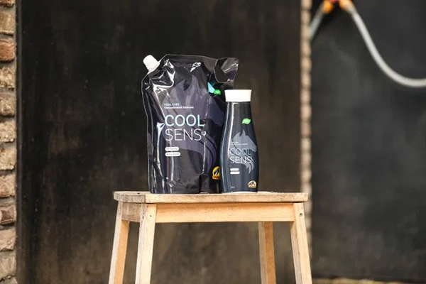 Szampon chłodzący i odświeżający do pielęgnacji koni po wysiłku Cavalor CoolSens