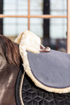 Podkładka pod siodło z futrem syntetycznym Kentucky Horsewear Sheepskin Half Pad Absorb