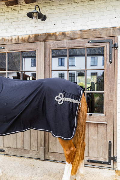 Derka dekoracyjna Kentucky Horsewear Prize Giving Cooler Fleece Rug