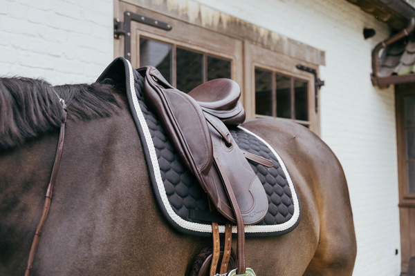 Czaprak ujeżdżeniowy Kentucky Horsewear Plaited Cord