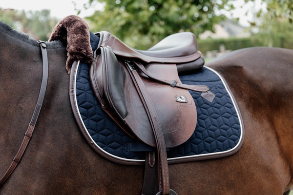 Czaprak wszechstronny Kentucky Horsewear Skin Friendly Star Quilting