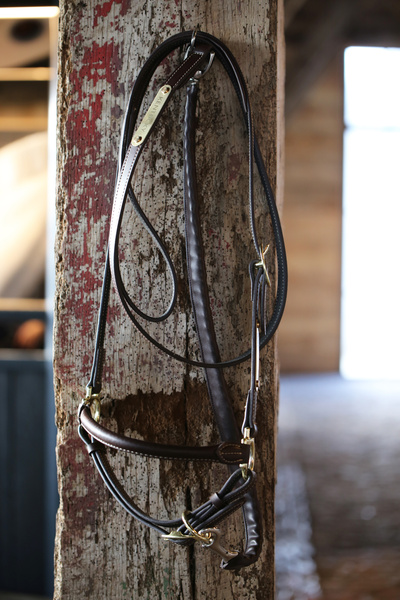 Uwiąz z łańcuszkiem pokrytym skórą syntetyczną Kentucky Horsewear Leather Covered Chain Lead