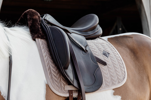 Czaprak ujeżdżeniowy Kentucky Horsewear Velvet Skin Friendly