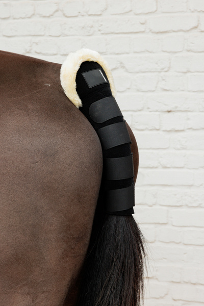 Ochraniacz na ogon do transportu Kentucky Horsewear Sheepskin