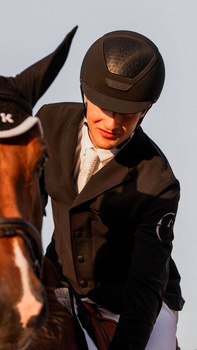 Kask ze standardowym daszkiem KASK Dogma Hunter