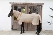 Derka siatkowa przeciw owadom z kapturem i osłoną brzucha Kentucky Horsewear Mesh Fly Rug Comfort Classic