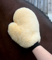 Rękawica pielęgnacyjna Lambskin Waldhausen