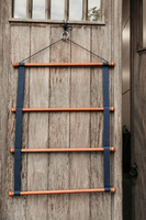 Wieszak na czapraki Grooming Deluxe Saddle Pad Holder Luxe 