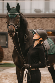 Nauszniki klasyczne Kentucky Horsewear Velvet Pearls